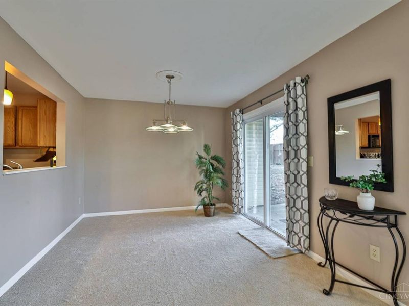 492 Mapleleaf Drive, Unit F, Union Twp, OH 45255 Photo 13