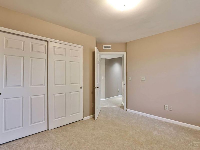 492 Mapleleaf Drive, Unit F, Union Twp, OH 45255 Photo 24