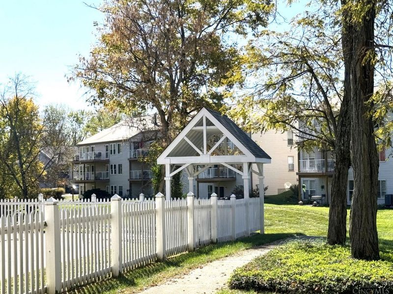 492 Mapleleaf Drive, Unit F, Union Twp, OH 45255 Photo 34