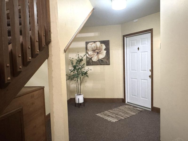 492 Mapleleaf Drive, Unit F, Union Twp, OH 45255 Photo 4