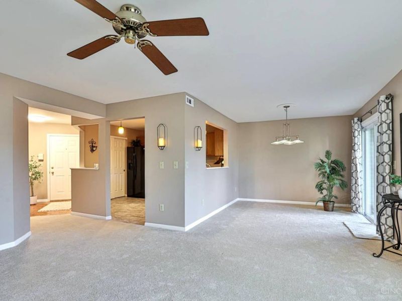 492 Mapleleaf Drive, Unit F, Union Twp, OH 45255 Photo 9