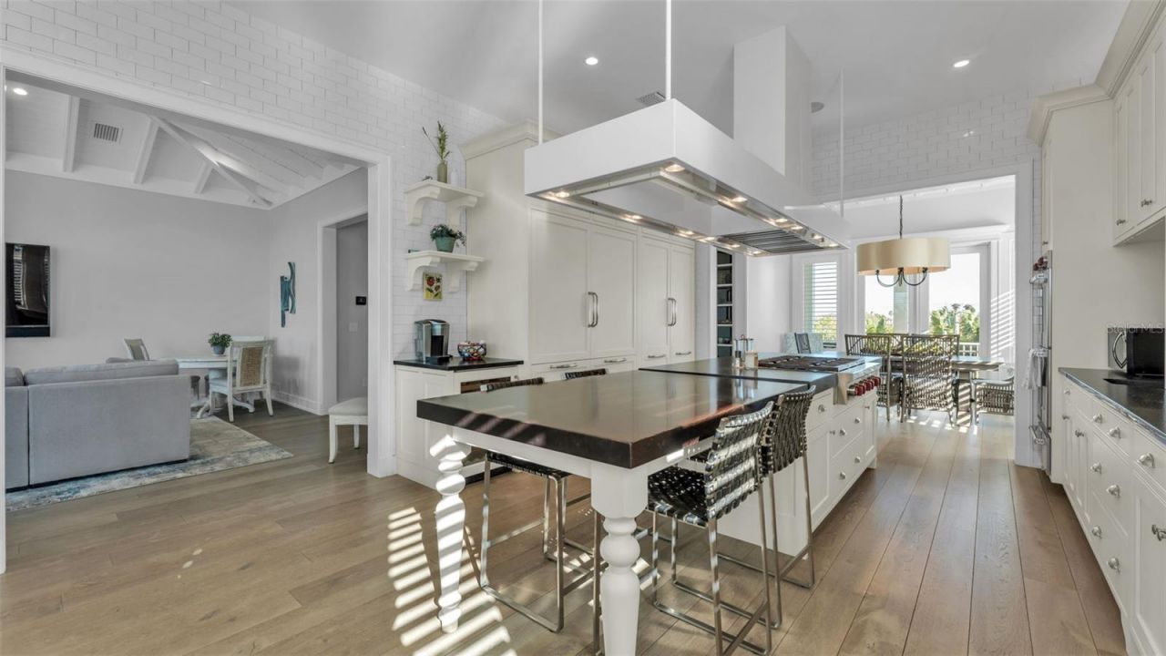 1013 Eldorado Avenue, Clearwater, FL 33767 Photo