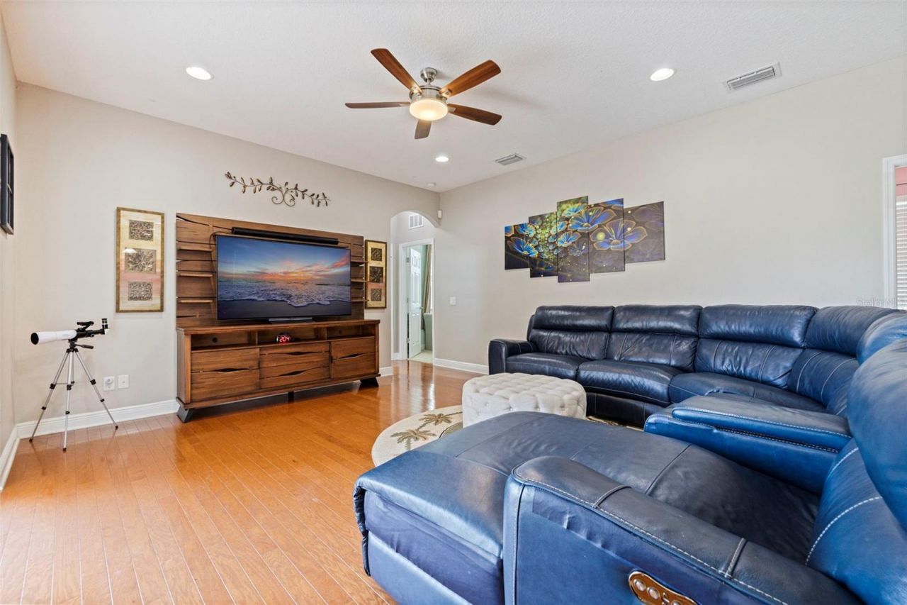 5844 95th Avenue N, Pinellas Park, FL 33782 Photo