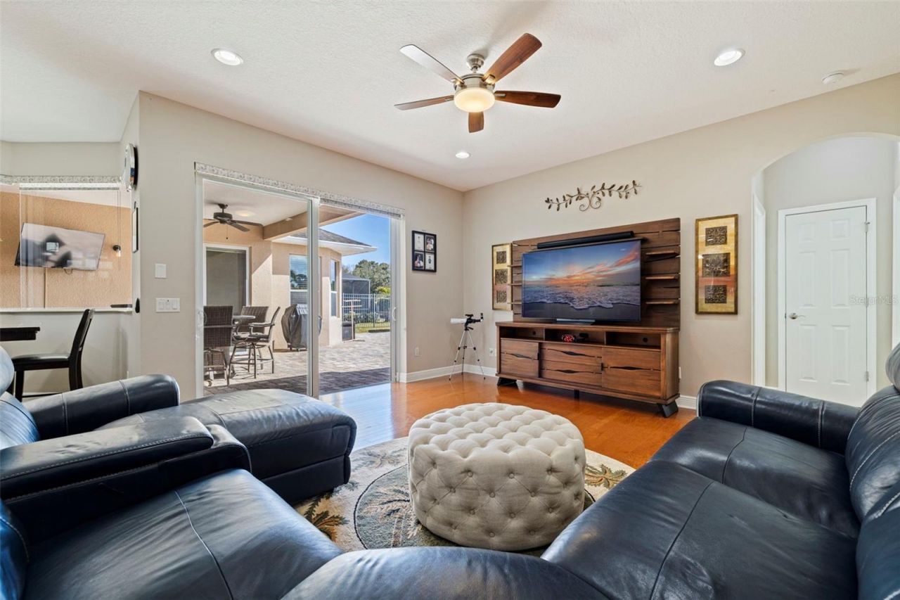 5844 95th Avenue N, Pinellas Park, FL 33782 Photo