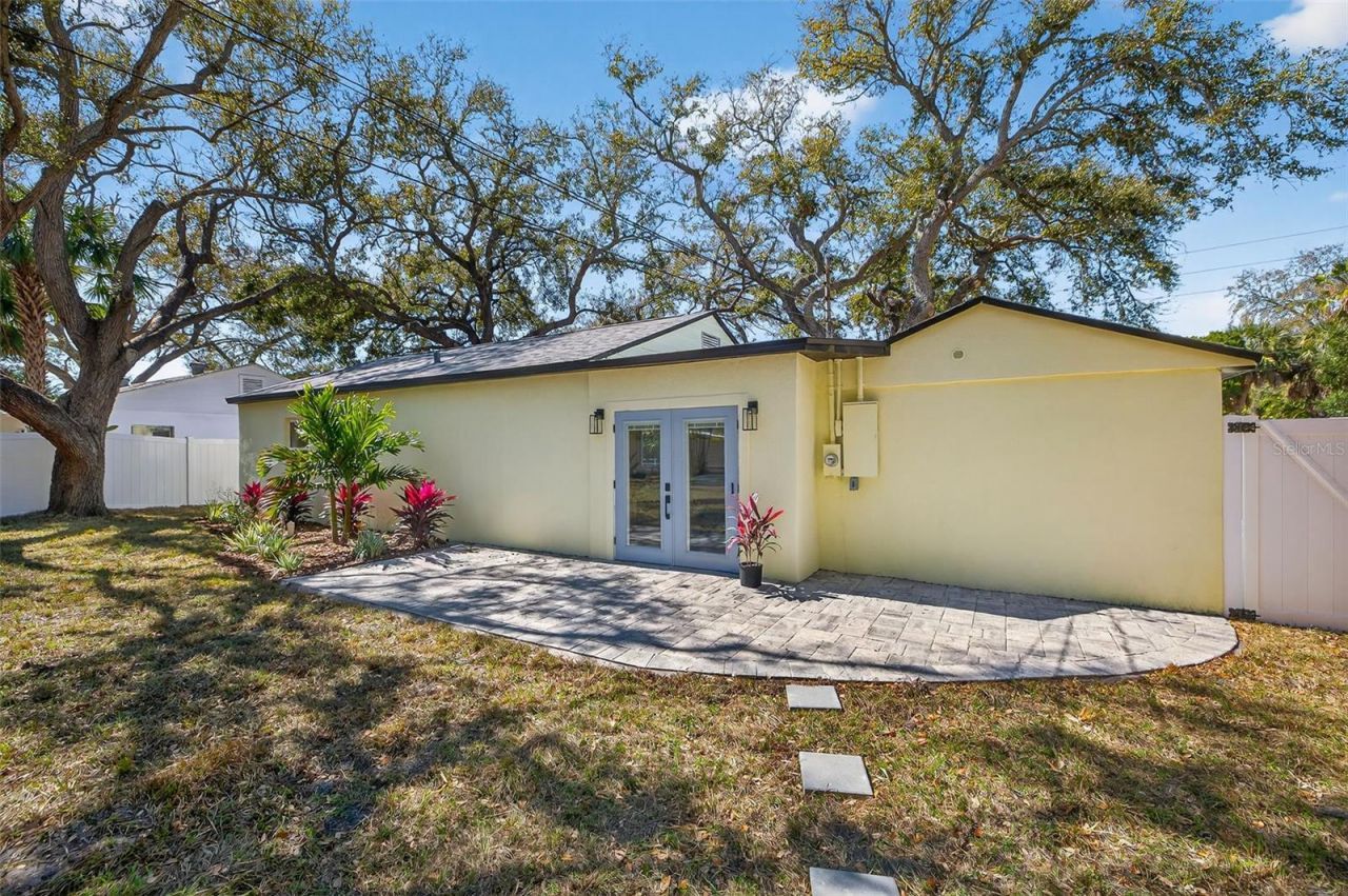 3535 Park Street N, Saint Petersburg, FL 33710 Photo