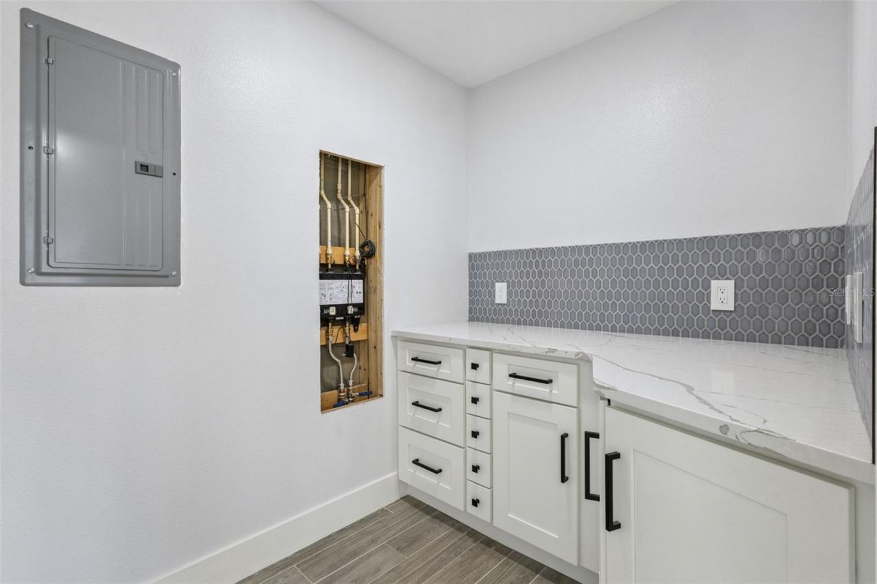 118 N Grandview Street, Mount Dora, FL 32757 Photo