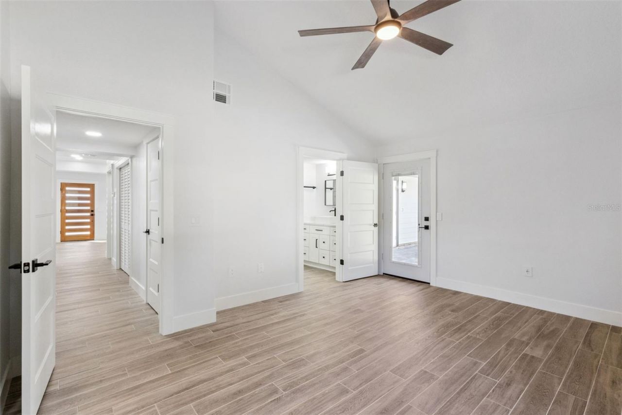 118 N Grandview Street, Mount Dora, FL 32757 Photo