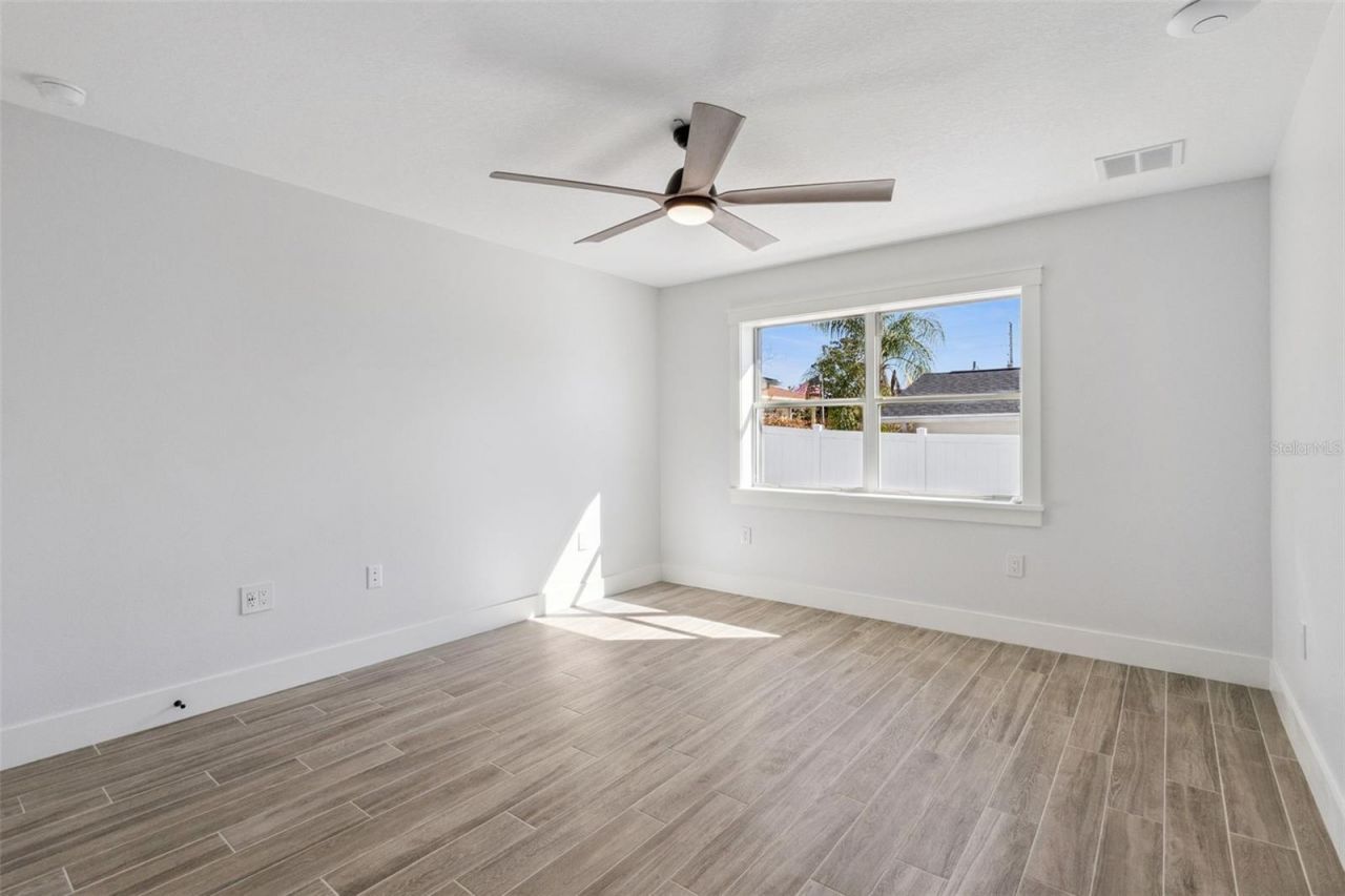 118 N Grandview Street, Mount Dora, FL 32757 Photo