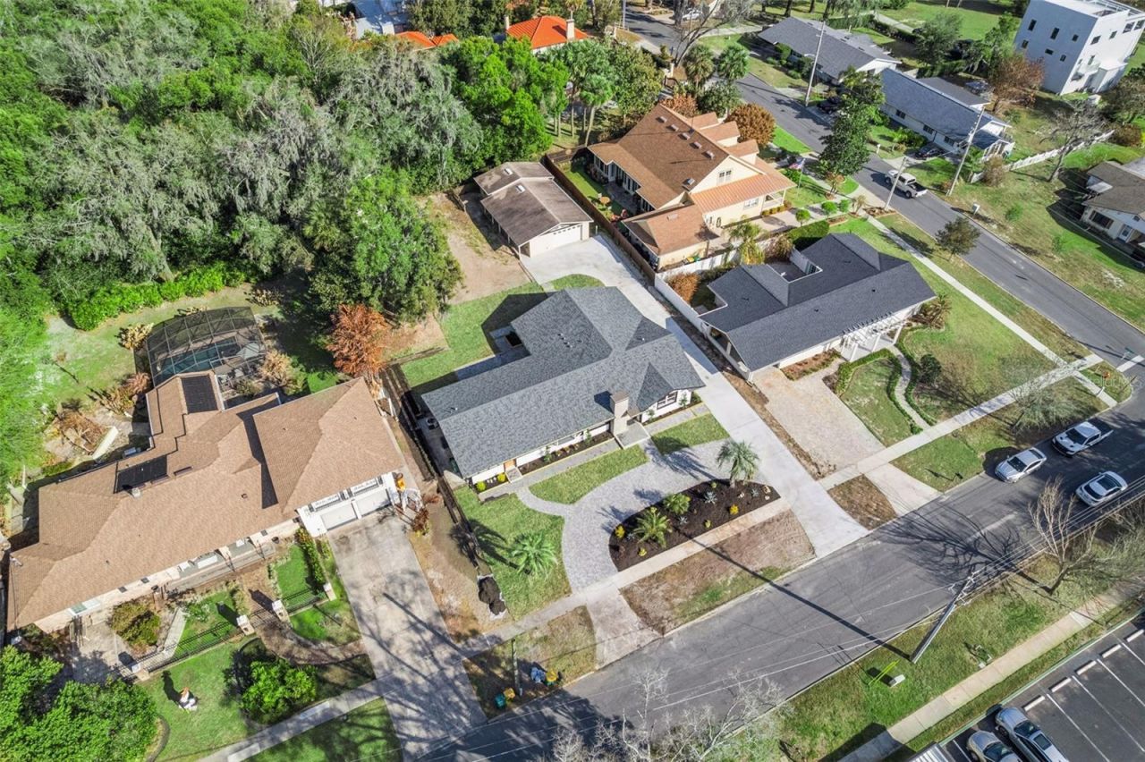 118 N Grandview Street, Mount Dora, FL 32757 Photo