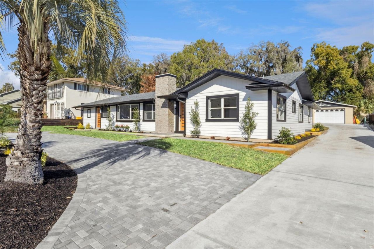 118 N Grandview Street, Mount Dora, FL 32757 Photo