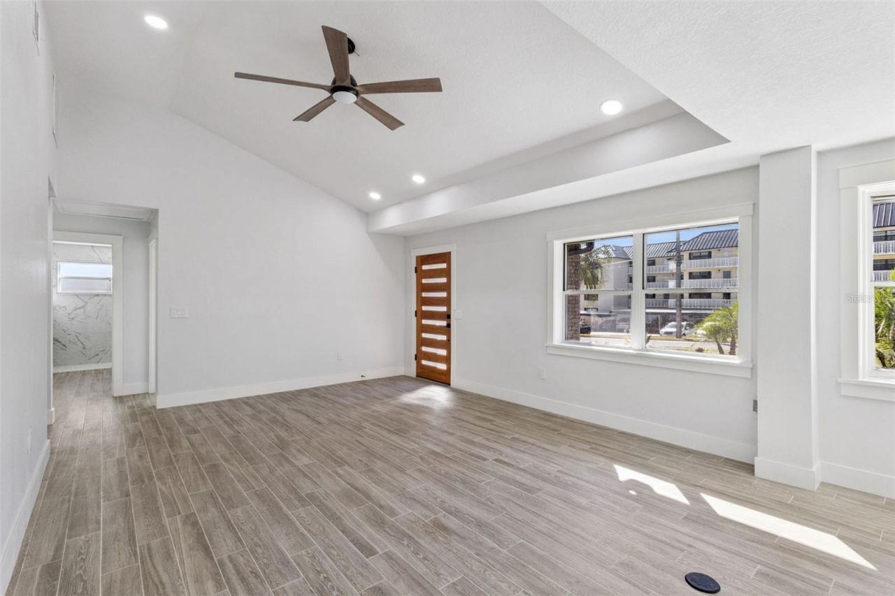 118 N Grandview Street, Mount Dora, FL 32757 Photo