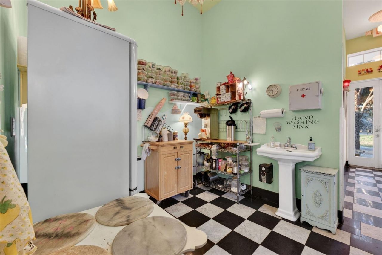 197 E Church Street , Deland, FL 32724 Photo