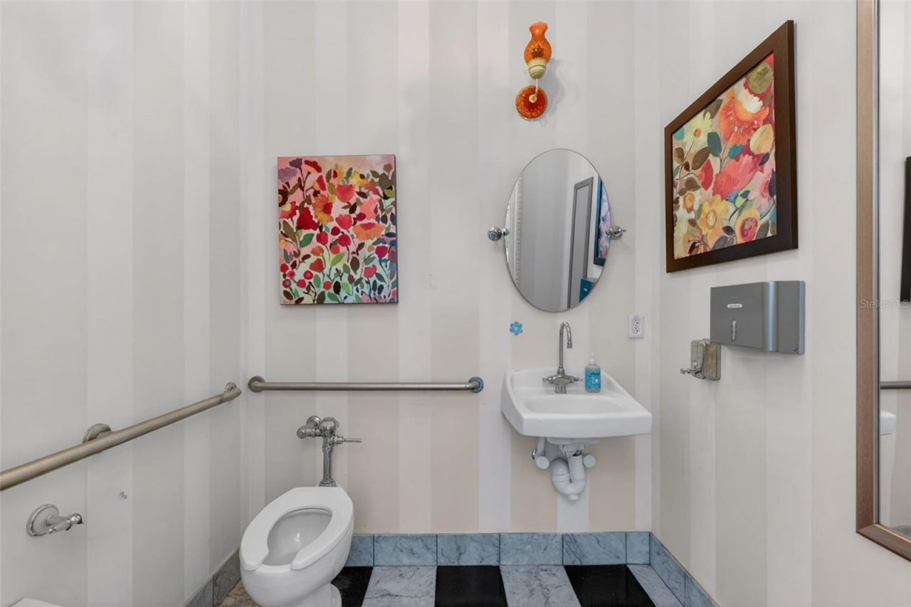 197 E Church Street , Deland, FL 32724 Photo