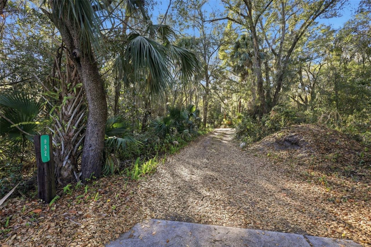 932 Country Club Road , Sanford, FL 32773 Photo