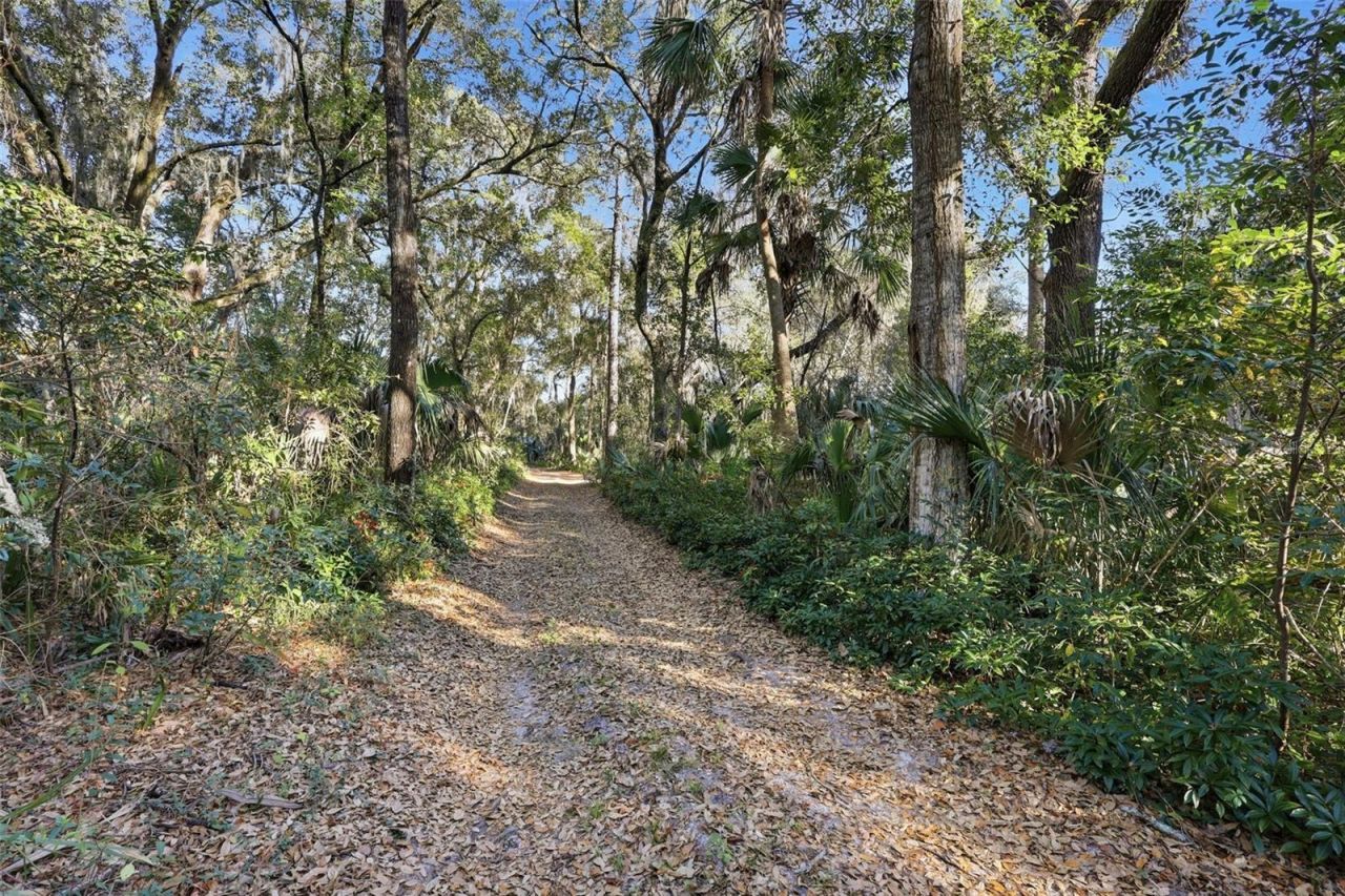 932 Country Club Road , Sanford, FL 32773 Photo