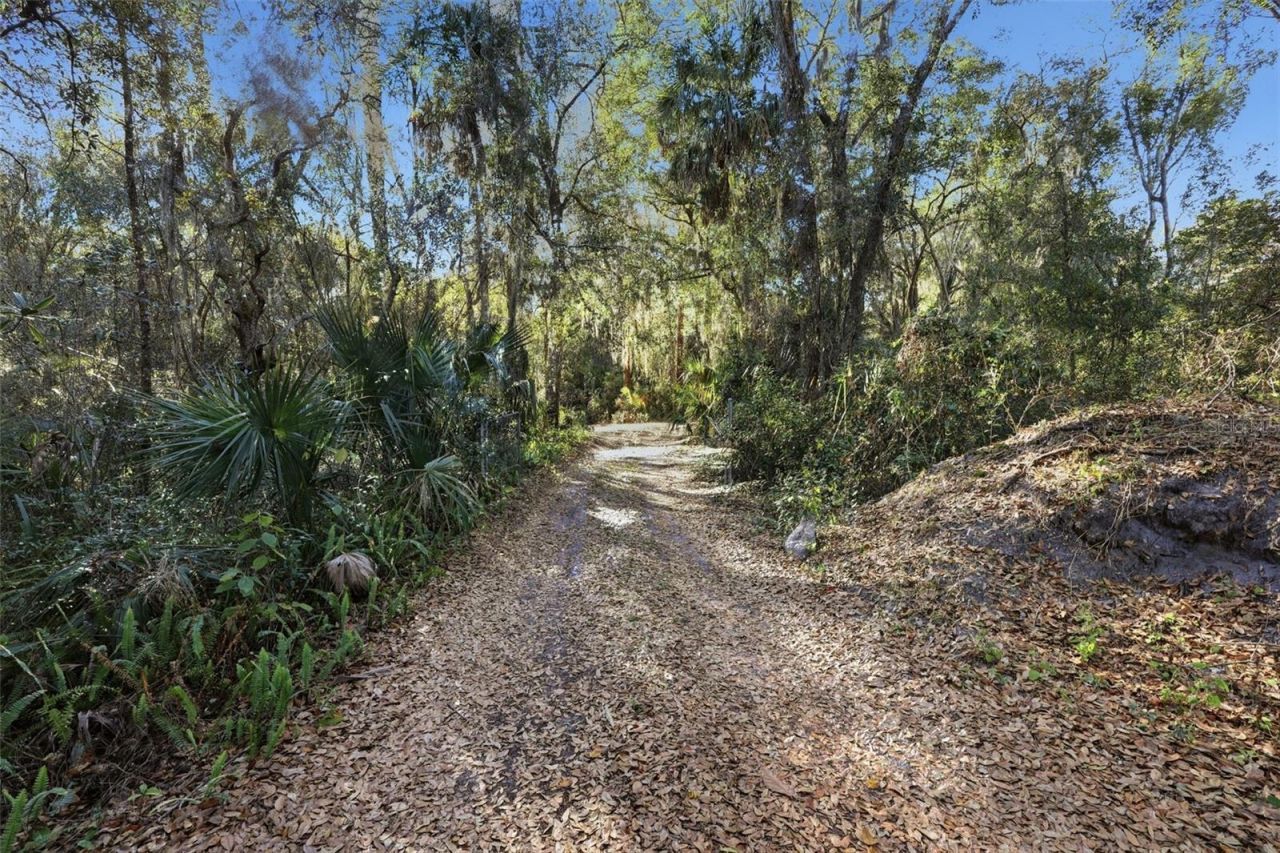 932 Country Club Road , Sanford, FL 32773 Photo