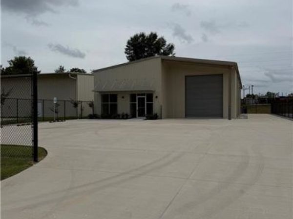 1221 MCKASKLE Drive, Hammond, LA 70403
