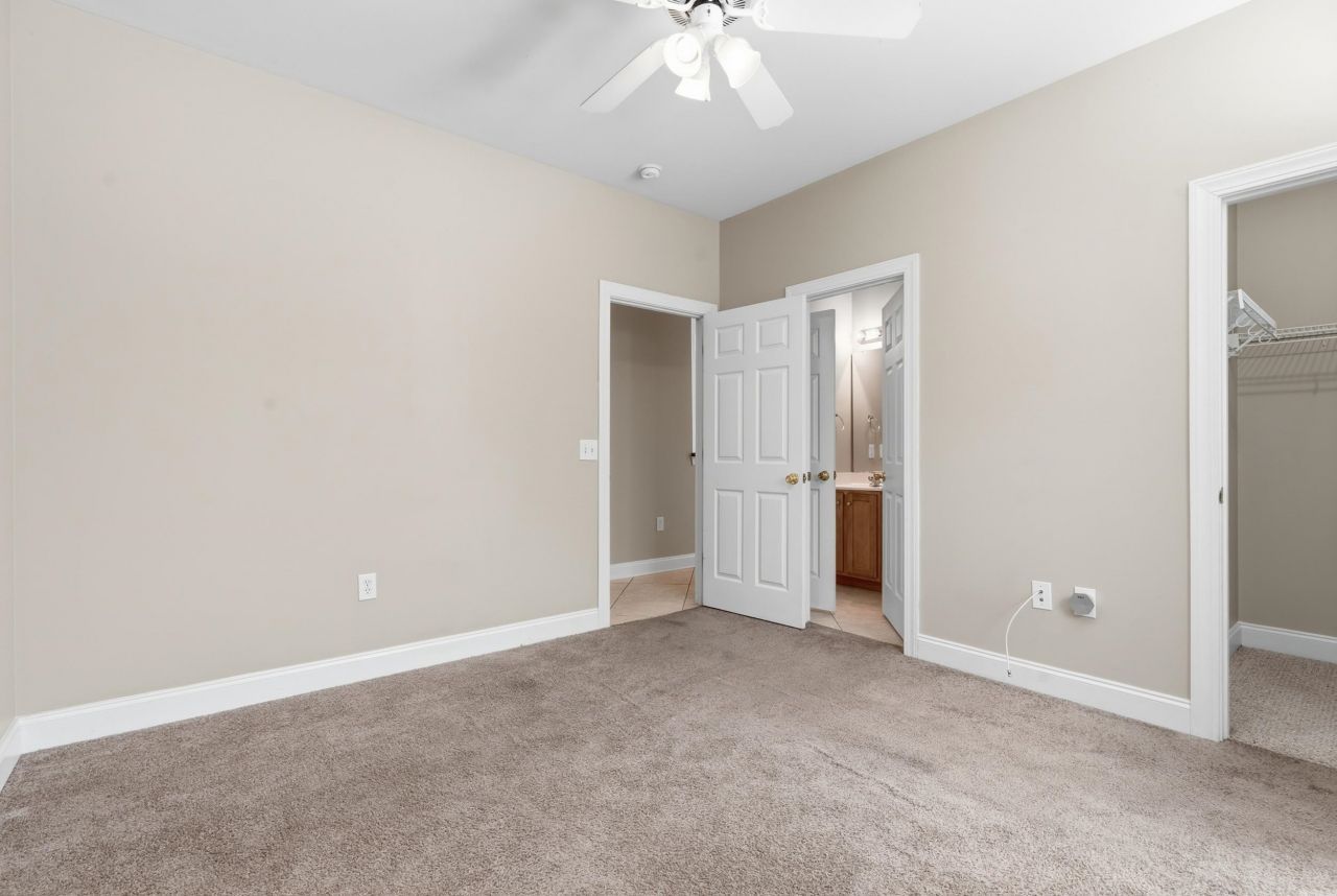 2077 Silvercrest Dr.  Photo 24