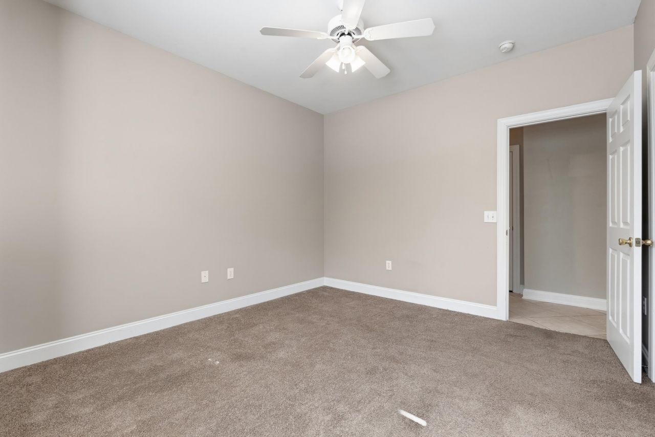 2077 Silvercrest Dr.  Photo 25