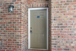 2077 Silvercrest Dr.  photo 4