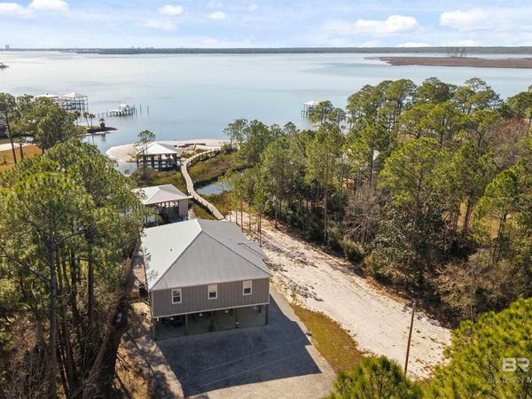 7921 Bayshore Drive, Elberta, AL 36530