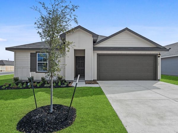 1104 Argonne Forest, Seguin, TX 78155
