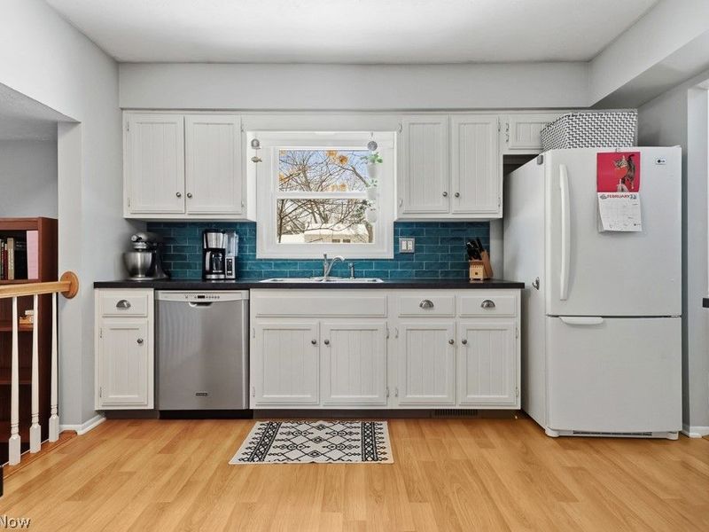 983 W Abbey Drive, Medina, OH 44256 Photo 7