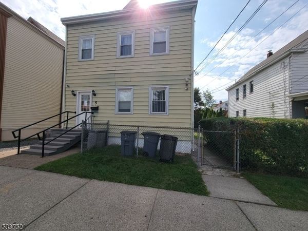 5 Madison Ave, Clifton, NJ 07011