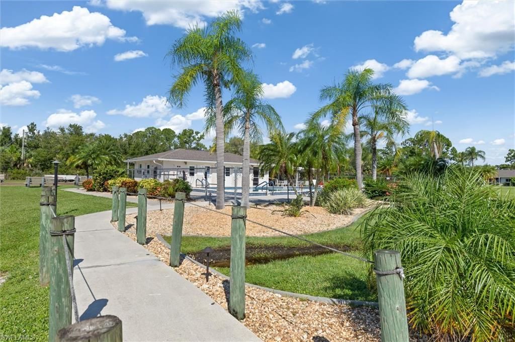 12538 SW Kingsway Cir , Unit 505, Lake Suzy, FL 34269 Photo