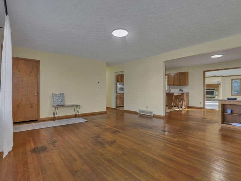 95 Carey Lane, Heath, OH 43056 Photo 8