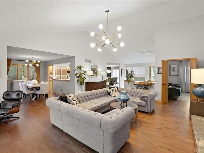 4524 Royal Ridge Way, Dayton, OH 45429 Photo 12