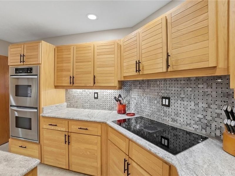 4524 Royal Ridge Way, Dayton, OH 45429 Photo 21