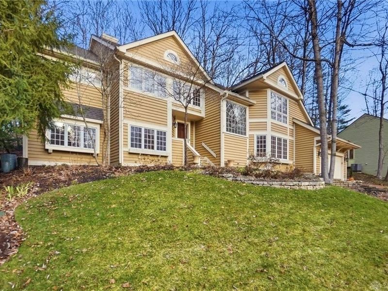 4524 Royal Ridge Way, Dayton, OH 45429 Photo 3