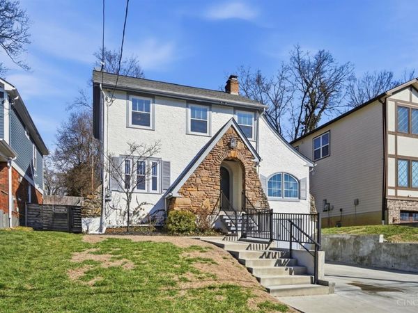 3110 Kinmont Street, Cincinnati, OH 45208