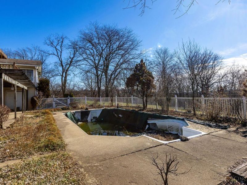 2127 Smith Road, Ross Twp, OH 45013 Photo 12