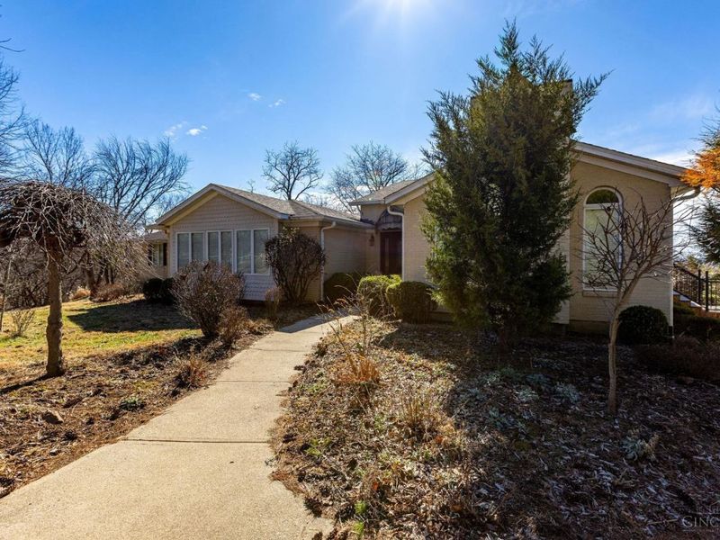 2127 Smith Road, Ross Twp, OH 45013 Photo 4