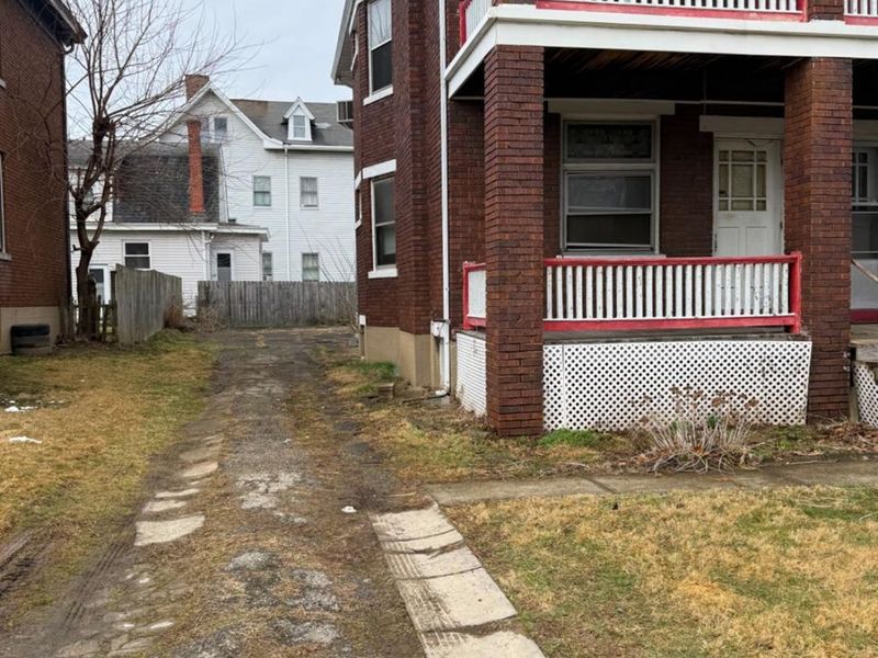 4005 Ivanhoe Avenue, Cincinnati, OH 45212 Photo 2