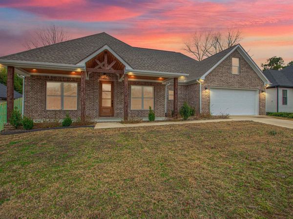 110 Harmony Village Drive, Haskell, AR 72015