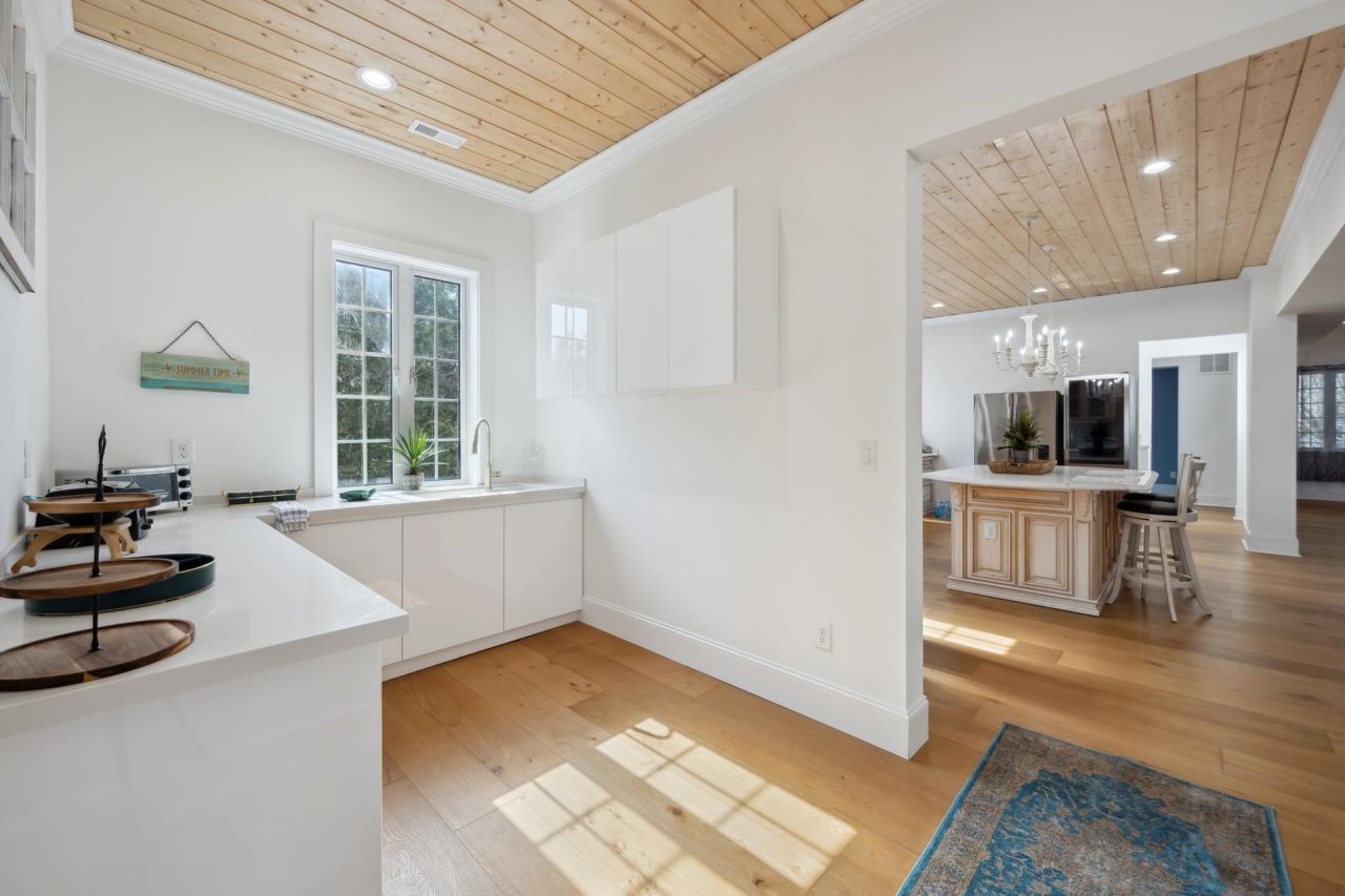 139 Pioneer Loop Photo 10