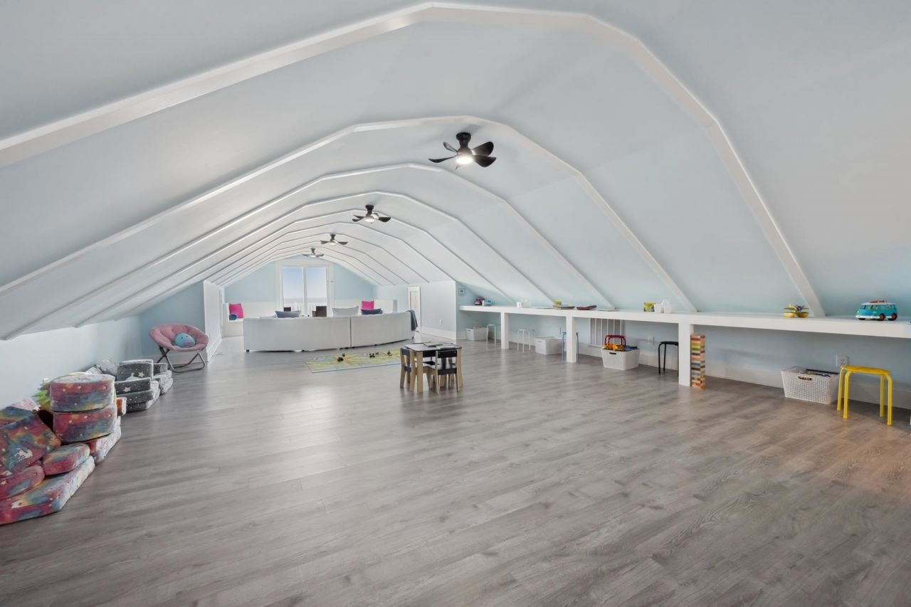 139 Pioneer Loop Photo 32