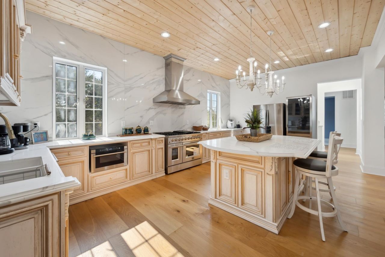 139 Pioneer Loop Photo 7