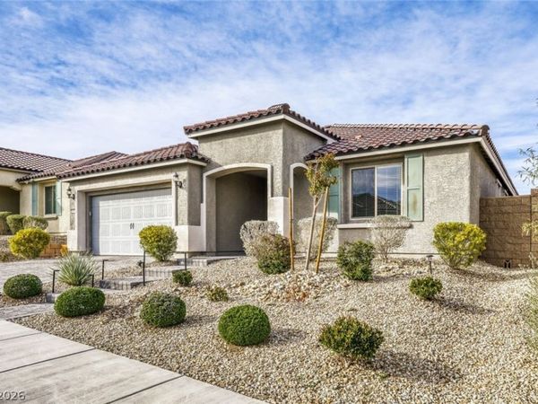 10594 Skye Arroyo Avenue, Las Vegas, NV 89166