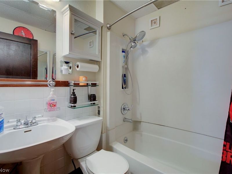 3316 W 97th Street, Cleveland, OH 44102 Photo 34