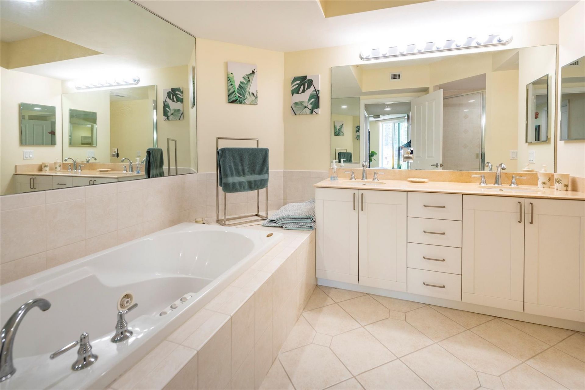 401 SW 4th Avenue, Unit 401, Fort Lauderdale, FL 33315 Photo