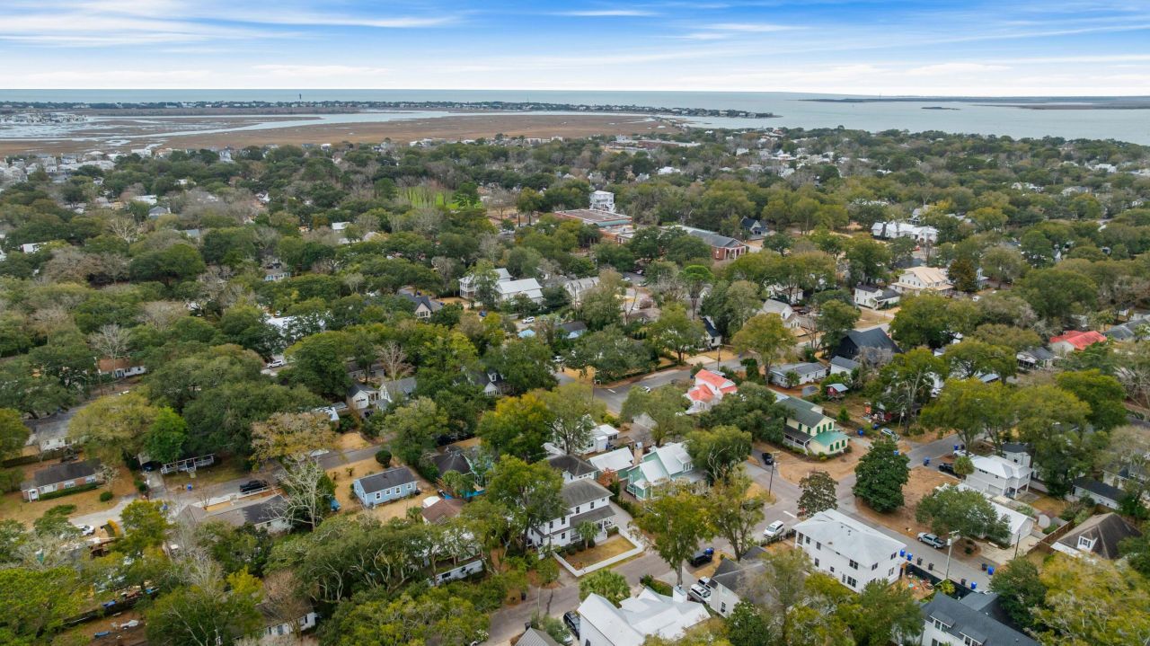 733 Atlantic Street Photo 41