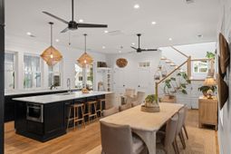 733 Atlantic Street photo 4