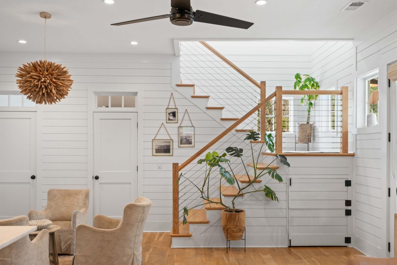 733 Atlantic Street Photo 6