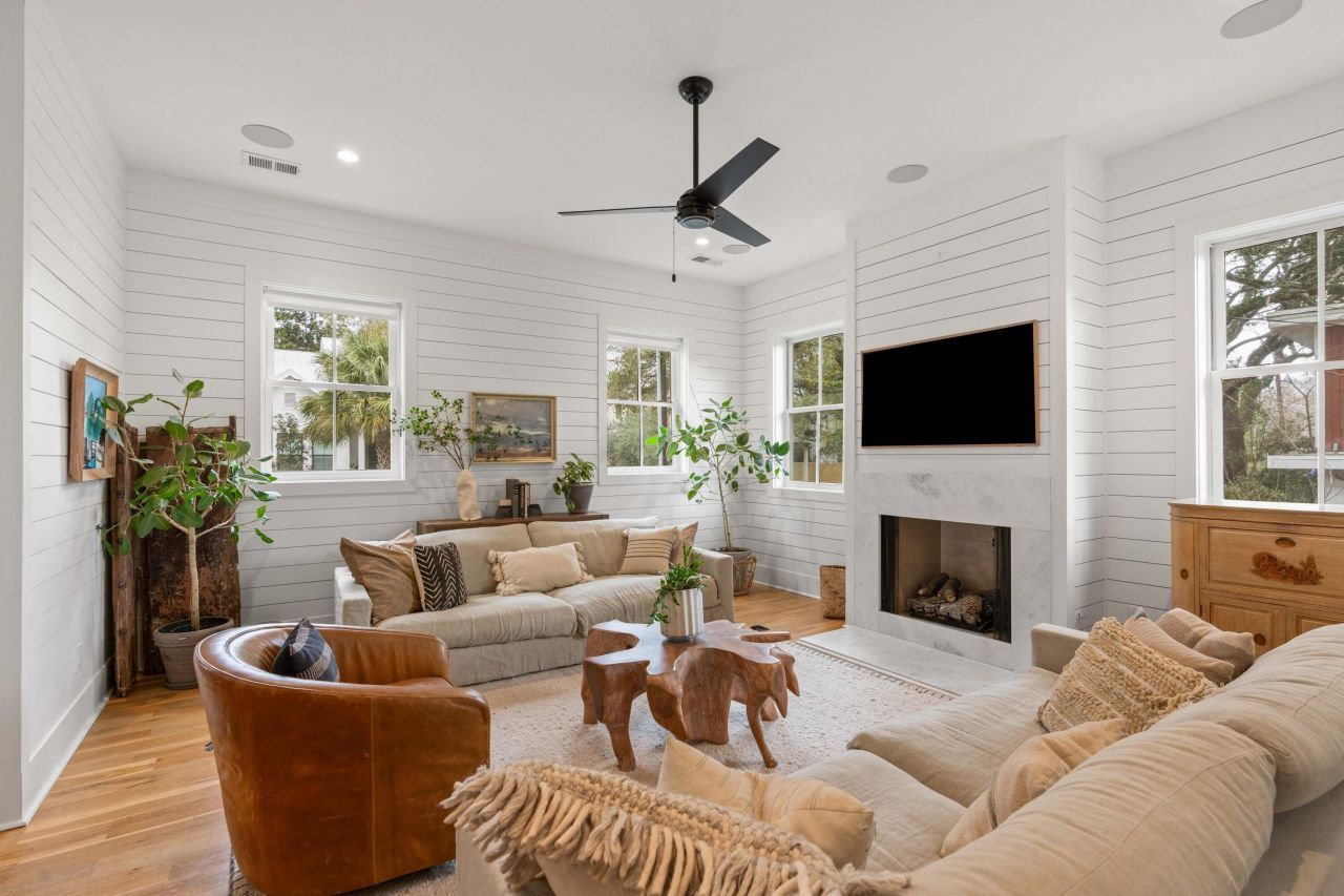 733 Atlantic Street Photo 7