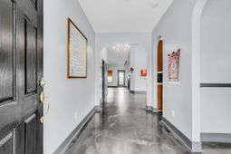 102 Worthington Drive photo 4