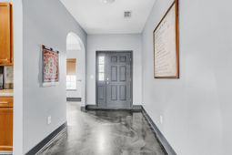 102 Worthington Drive photo 4